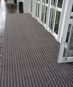 Outdoor Entrance Mat - Super Scraper - 2000 x 200 x 1.3 cm - Brown - PMS050001