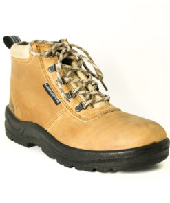 Bata Boots Roving Nomad Oatmeal Size 7